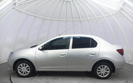 Renault Logan II, 2017 год, 840 000 рублей, 10 фотография