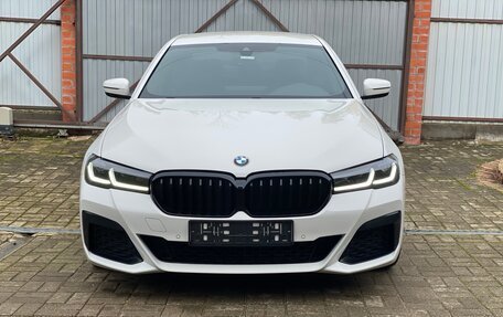 BMW 5 серия, 2020 год, 4 800 000 рублей, 2 фотография