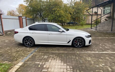 BMW 5 серия, 2020 год, 4 800 000 рублей, 3 фотография