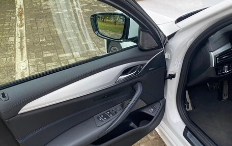 BMW 5 серия, 2020 год, 4 800 000 рублей, 13 фотография