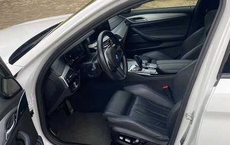 BMW 5 серия, 2020 год, 4 800 000 рублей, 15 фотография