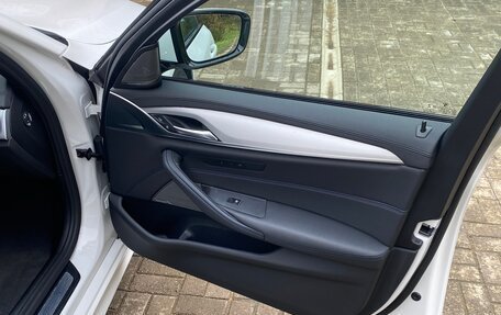 BMW 5 серия, 2020 год, 4 800 000 рублей, 17 фотография