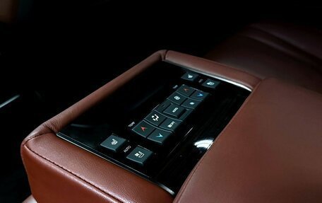 Lexus LX III, 2021 год, 7 998 000 рублей, 10 фотография