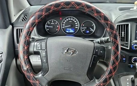 Hyundai Grand Starex Grand Starex I рестайлинг 2, 2021 год, 2 400 000 рублей, 7 фотография