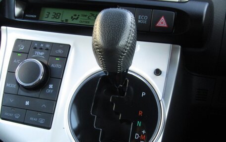 Toyota Wish II, 2013 год, 1 110 000 рублей, 9 фотография