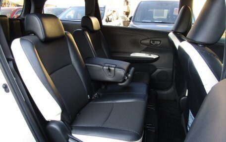 Toyota Wish II, 2013 год, 1 110 000 рублей, 14 фотография