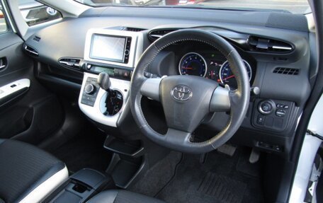 Toyota Wish II, 2013 год, 1 110 000 рублей, 7 фотография
