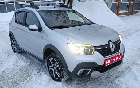 Renault Sandero II рестайлинг, 2019 год, 1 000 000 рублей, 1 фотография