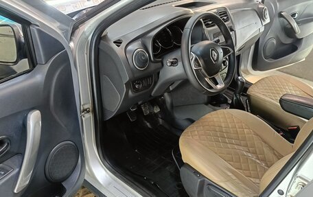 Renault Sandero II рестайлинг, 2019 год, 1 000 000 рублей, 9 фотография