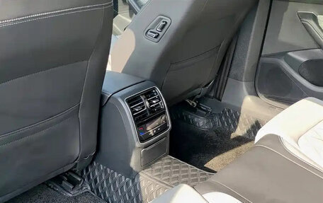 Volkswagen Passat B8 рестайлинг, 2023 год, 1 750 178 рублей, 9 фотография