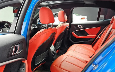 BMW 1 серия, 2021 год, 2 448 000 рублей, 9 фотография