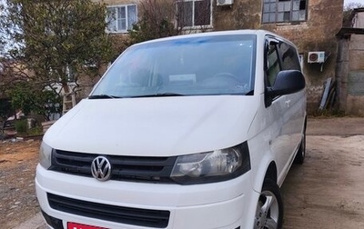 Volkswagen Caravelle T5, 2013 год, 1 300 000 рублей, 1 фотография