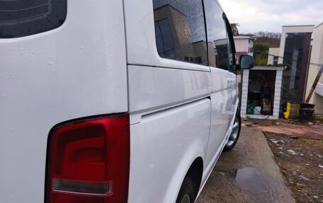 Volkswagen Caravelle T5, 2013 год, 1 300 000 рублей, 4 фотография