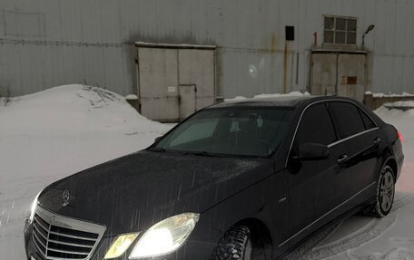 Mercedes-Benz E-Класс, 2011 год, 1 415 000 рублей, 3 фотография