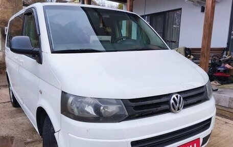 Volkswagen Caravelle T5, 2013 год, 1 300 000 рублей, 9 фотография