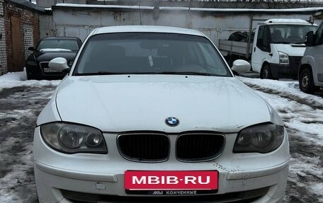 BMW 1 серия, 2008 год, 600 000 рублей, 2 фотография