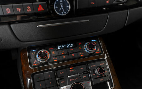 Audi A8, 2015 год, 2 480 000 рублей, 26 фотография