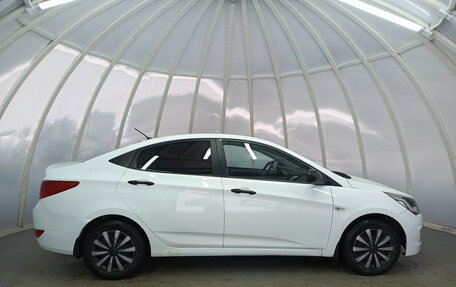 Hyundai Solaris II рестайлинг, 2015 год, 840 000 рублей, 4 фотография