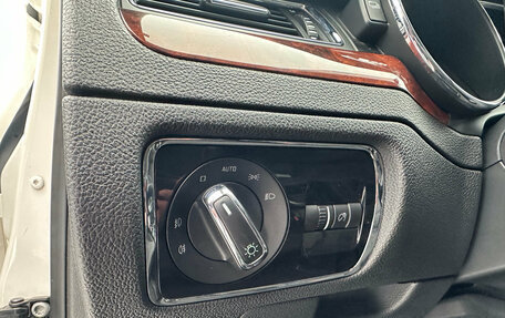 Skoda Superb III рестайлинг, 2012 год, 1 000 000 рублей, 14 фотография