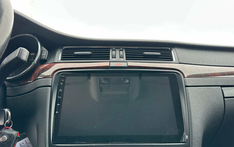 Skoda Superb III рестайлинг, 2012 год, 1 000 000 рублей, 19 фотография