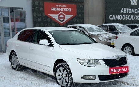 Skoda Superb III рестайлинг, 2012 год, 1 000 000 рублей, 9 фотография