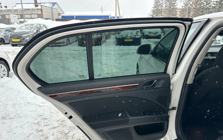 Skoda Superb III рестайлинг, 2012 год, 1 000 000 рублей, 23 фотография