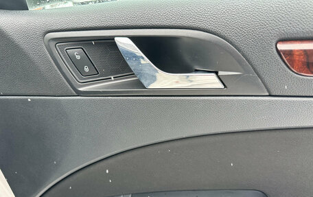 Skoda Superb III рестайлинг, 2012 год, 1 000 000 рублей, 31 фотография