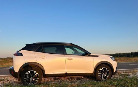 Peugeot 2008 II, 2021 год, 2 200 000 рублей, 2 фотография