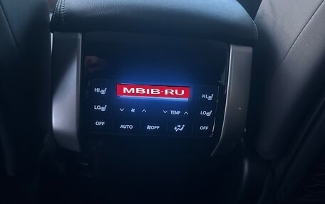 Toyota Land Cruiser Prado 150 рестайлинг 2, 2018 год, 6 700 000 рублей, 15 фотография