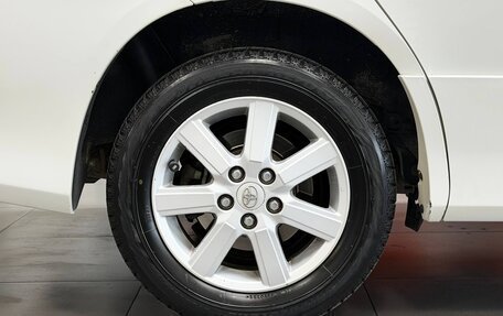 Toyota Voxy II, 2008 год, 1 195 000 рублей, 15 фотография