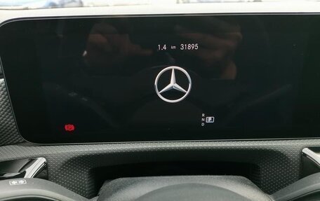 Mercedes-Benz A-Класс, 2023 год, 1 910 000 рублей, 9 фотография