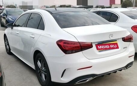 Mercedes-Benz A-Класс, 2023 год, 1 910 000 рублей, 5 фотография