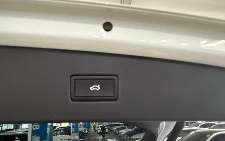 Volkswagen Tiguan II, 2023 год, 2 720 000 рублей, 17 фотография