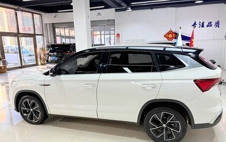 Skoda Kamiq I, 2022 год, 1 776 000 рублей, 6 фотография