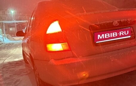 Hyundai Accent II, 2005 год, 300 000 рублей, 4 фотография