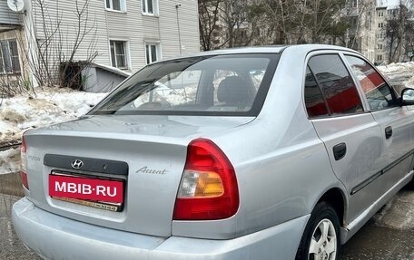 Hyundai Accent II, 2005 год, 300 000 рублей, 2 фотография