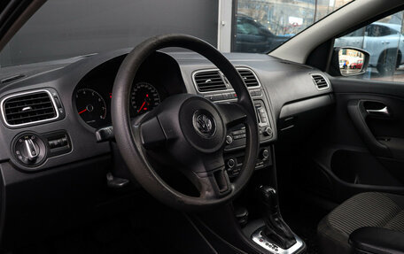 Volkswagen Polo VI (EU Market), 2012 год, 899 000 рублей, 11 фотография