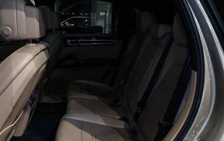 Porsche Cayenne III, 2018 год, 7 350 000 рублей, 8 фотография