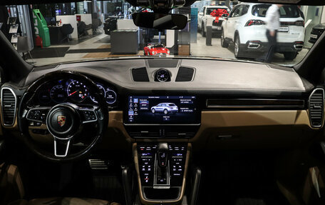 Porsche Cayenne III, 2018 год, 7 350 000 рублей, 24 фотография