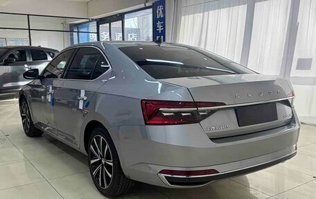 Skoda Superb III рестайлинг, 2022 год, 2 232 000 рублей, 4 фотография