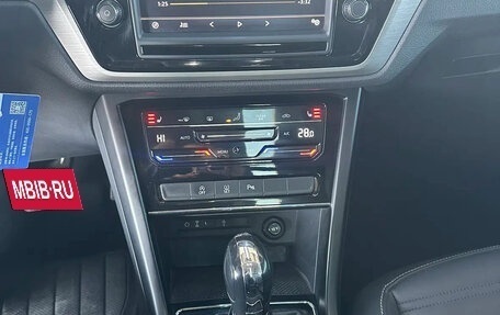 Volkswagen Touran III, 2022 год, 1 950 000 рублей, 6 фотография