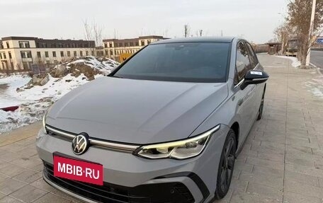 Volkswagen Golf VIII, 2021 год, 1 433 000 рублей, 1 фотография