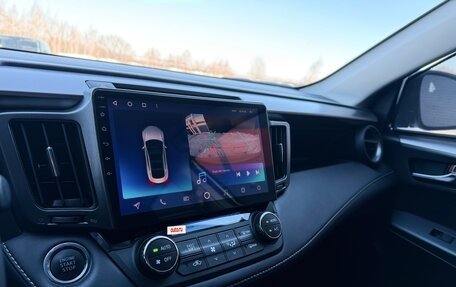 Toyota RAV4, 2018 год, 2 630 000 рублей, 15 фотография