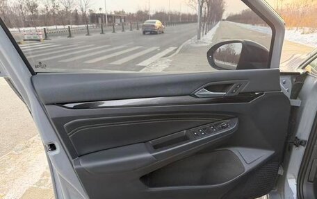 Volkswagen Golf VIII, 2021 год, 1 433 000 рублей, 13 фотография