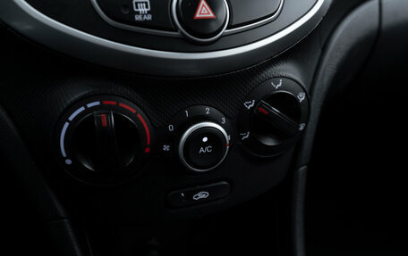 Hyundai Solaris II рестайлинг, 2013 год, 825 000 рублей, 14 фотография