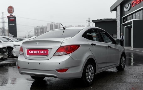 Hyundai Solaris II рестайлинг, 2013 год, 825 000 рублей, 5 фотография
