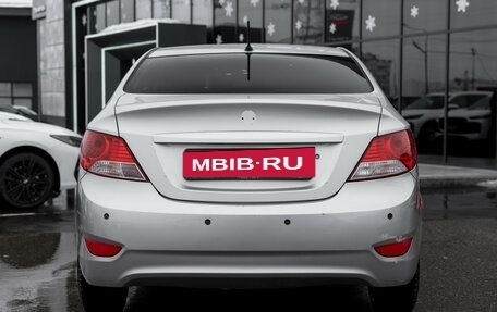 Hyundai Solaris II рестайлинг, 2013 год, 825 000 рублей, 6 фотография