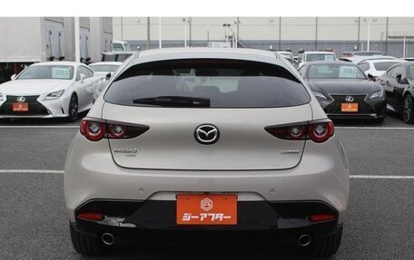 Mazda 3, 2023 год, 1 000 000 рублей, 5 фотография