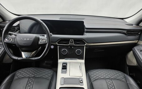 CheryExeed TXL, 2022 год, 2 400 000 рублей, 11 фотография