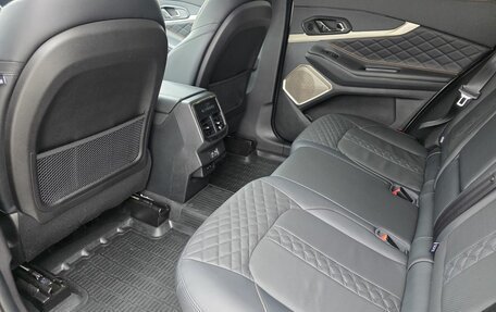 CheryExeed TXL, 2022 год, 2 400 000 рублей, 10 фотография